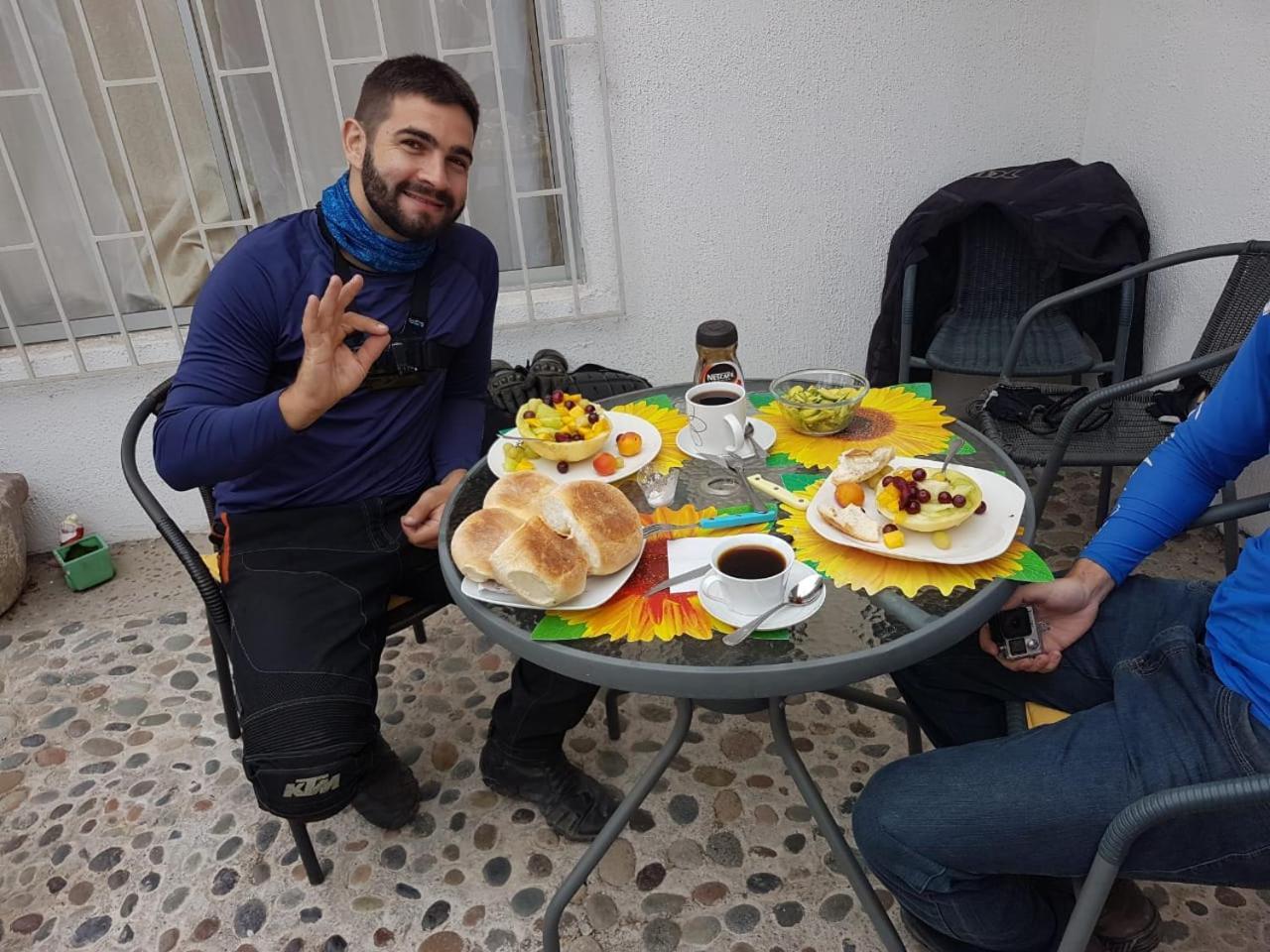 Aparthotel Carmona Λα Σερένα Εξωτερικό φωτογραφία